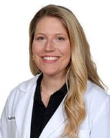 Hannah Saunders image